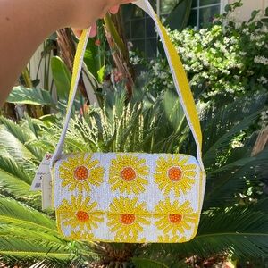 Brand NewViral TJ Maxx/Marshalls Sol and Mer Sunflower Beaded Shoulder Bag